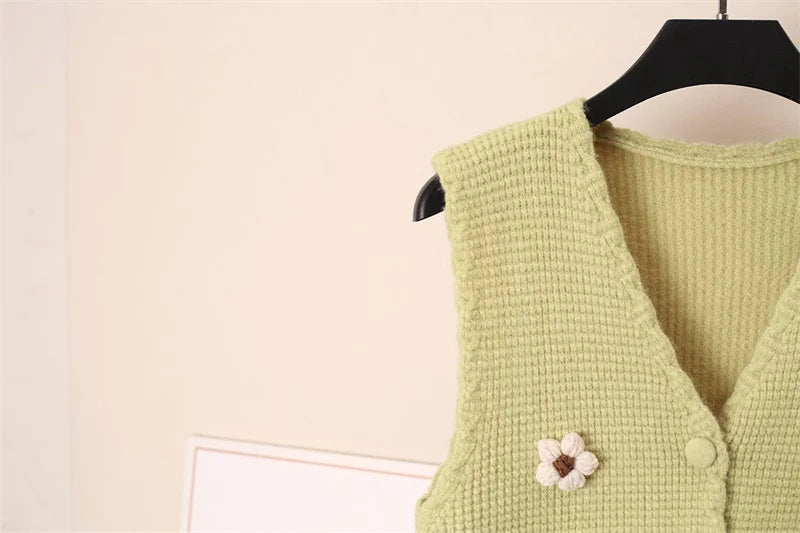 Women Knitted Tank Top Autumn New Sweet And Fresh Short Loose Sleeveless Sweater Cardigan Women's Knitted Vest