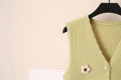 Women Knitted Tank Top Autumn New Sweet And Fresh Short Loose Sleeveless Sweater Cardigan Women's Knitted Vest
