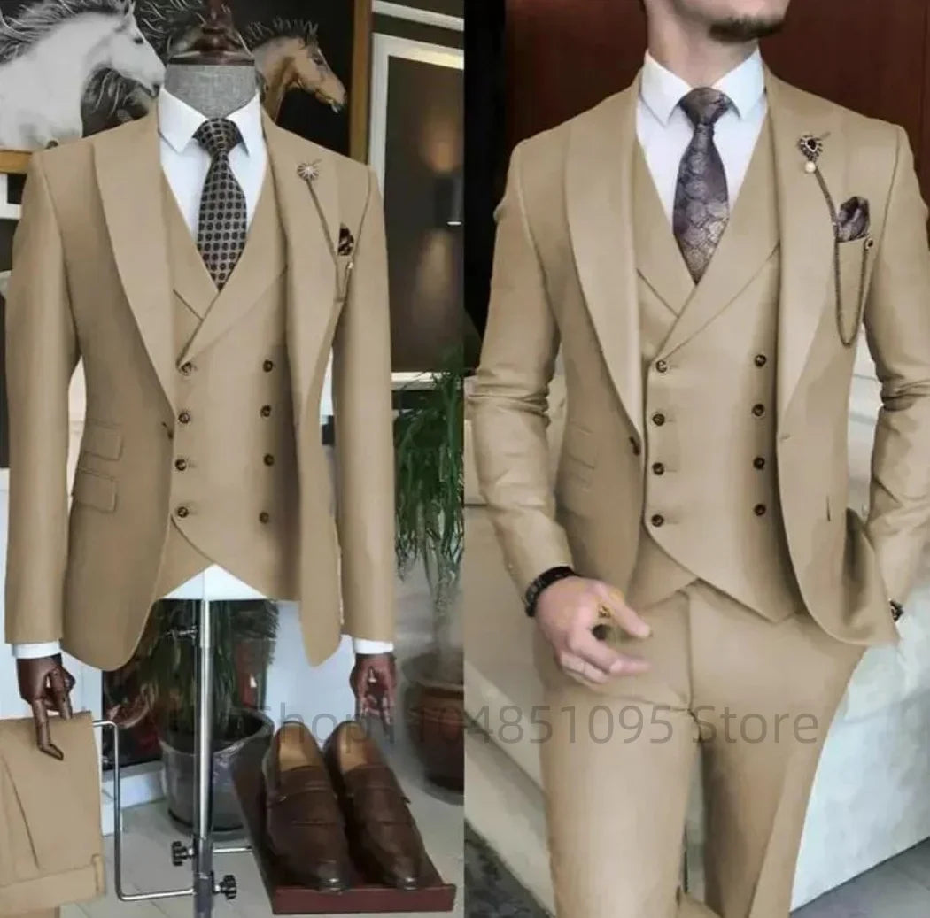 Fashion New Men's Formal Business/Wedding Groom Suits Solid 3 Pieces Men Suits Peak Lapel Single Breasted Blazer Vest Trousers