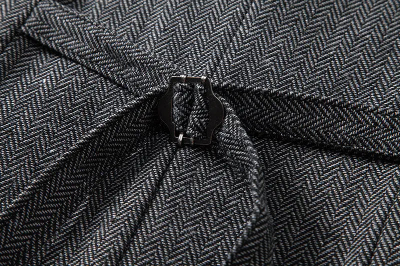 Men's Triple-Breasted Herringbone Tweed Vest – Retro Fake Two-Piece Waistcoat for Weddings & Smart-Casual Occasions