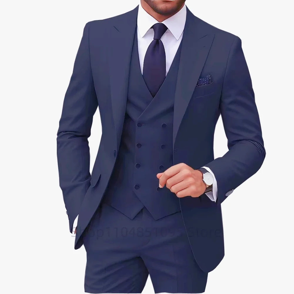 Nouveaux costumes solides pour hommes Coupe ajustée Mariage Garçon d'honneur Tuxedo Gilet Blazer Pantalon 3 pièces Tenue de mariage tendance