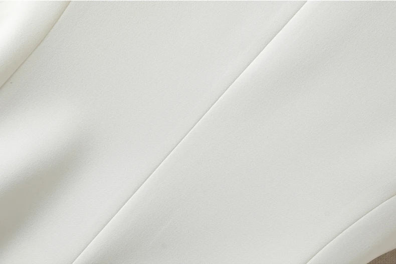 White Single Breasted V-Neck Short Slim Fitting Vest for Women in Spring and Autumn, Can Be Worn Externally or Internally with B