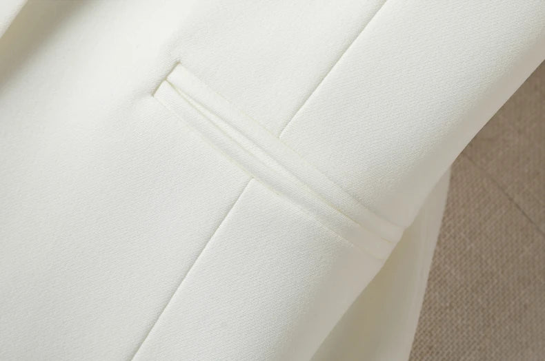White Single Breasted V-Neck Short Slim Fitting Vest for Women in Spring and Autumn, Can Be Worn Externally or Internally with B