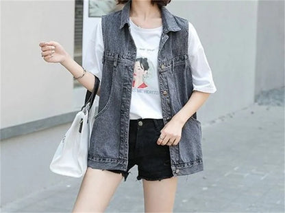 2025 Spring Summer new Fashion V-Neck Denim Vest Women Short Sleeveless Jacket Casual Single-Breasted Jean Waistcoat Female