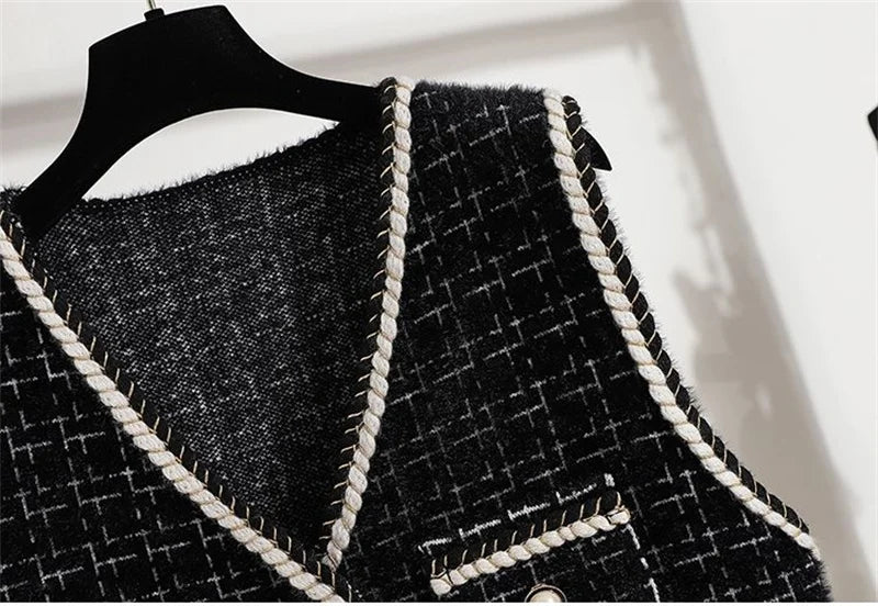 Women's Contrast Knitted Vest New Autumn Short Sleeveless Jacket V-neck Single Breasted Waistcoat Female Coats Chaleco Mujer