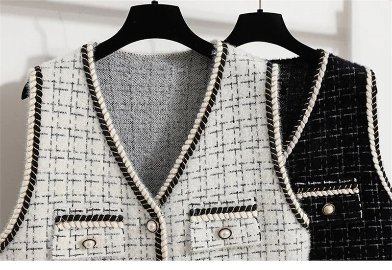 Women's Contrast Knitted Vest New Autumn Short Sleeveless Jacket V-neck Single Breasted Waistcoat Female Coats Chaleco Mujer