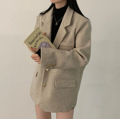 Chic Autumnal Loose Fit Casual Classic Style Long Sleeve Woolen Coat for Women Elegant Commuter Style Single Button Closure