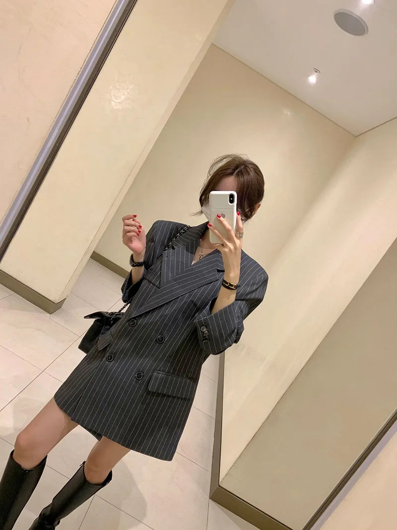 Vintage Vertical Stripes Women's Suit Jacket Loose Fit Double Breasted Autumn Outerwear Fashion Versatile Polyester Cotton Blend