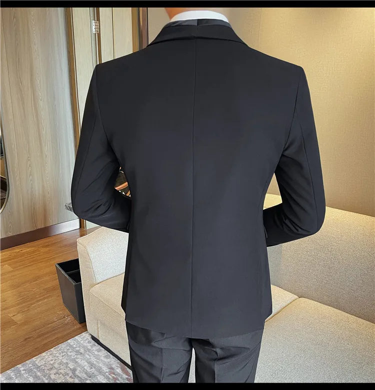 New men's suits, tall and straight, fashionable, cool and versatile. Autumn dress, casual and fitted, cool and stylish