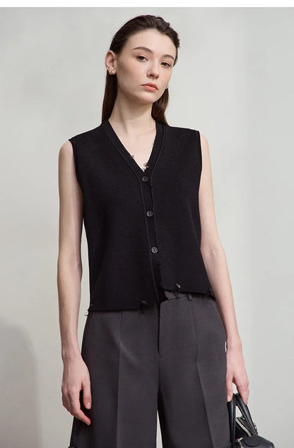 Women's Vest 2026 Autumn New Minimalist Solid Versatile Vests For Women V-neck Sleeveless Casual Short Top Female 12543005