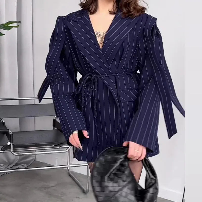 Spring Autumn New Women Blazer Turn-down Collar Long Sleeve Lace-up Waist Cinching Elegant Fashion Office Lady Coat HK16723