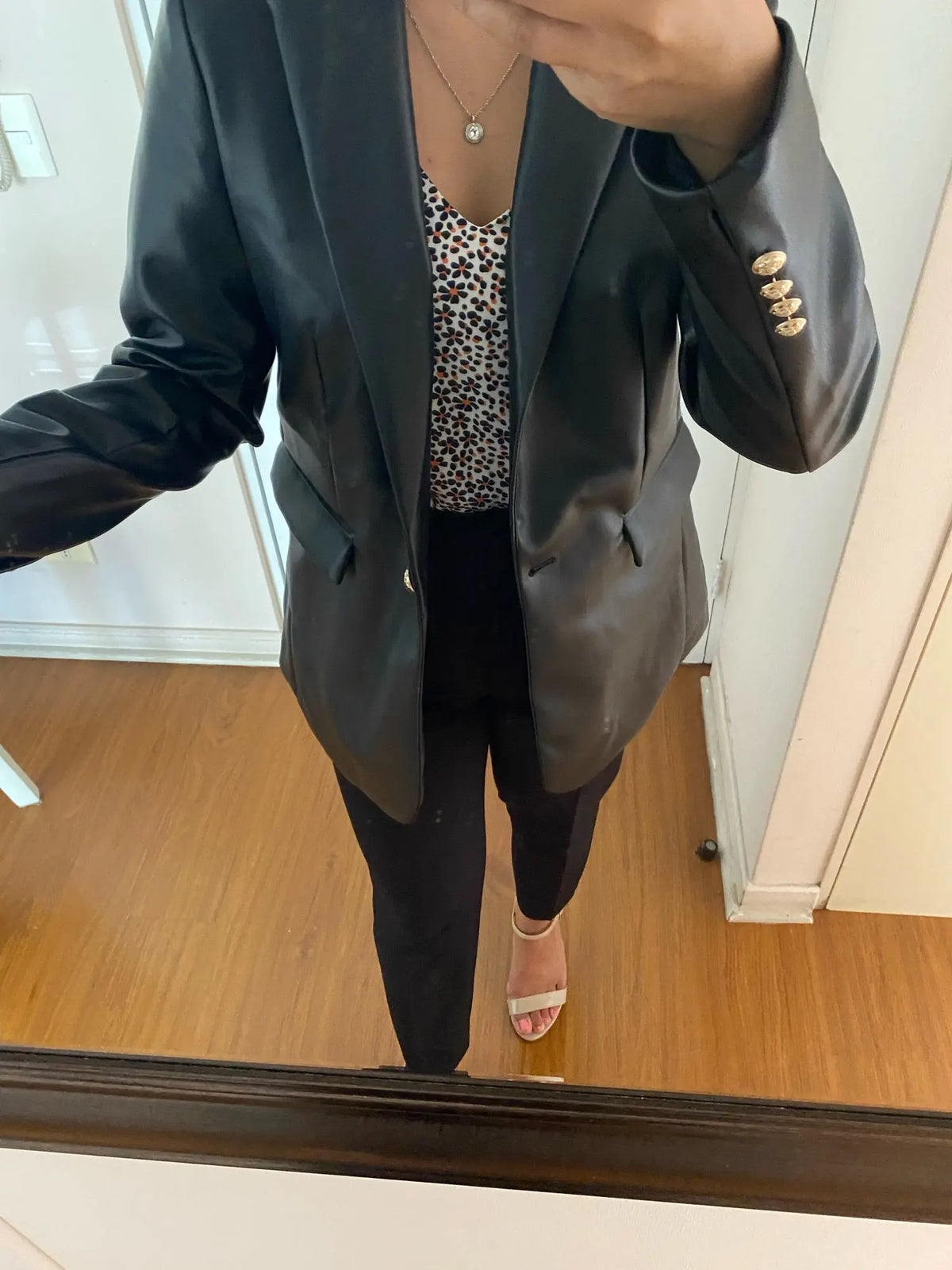 Women Fashion Notched Double Breasted PU Leather Blazers Coat Casual Straight Long Sleeve Back Vents Female Outerwear Chic Tops