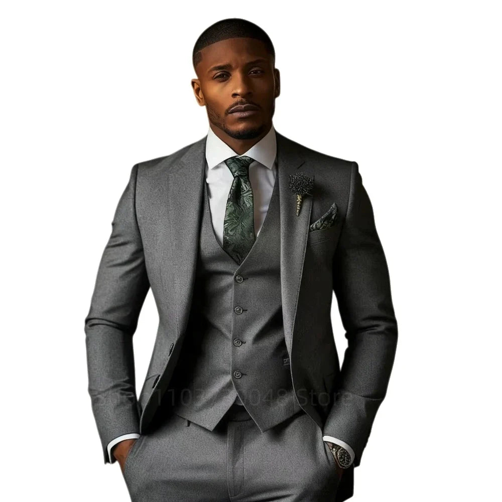 Luxury Solid 3-Piece Men's Tuxedo Suits Slim Fit Single Breasted Blazer Vest And Pants Set for Prom Wedding Business Men Clothes