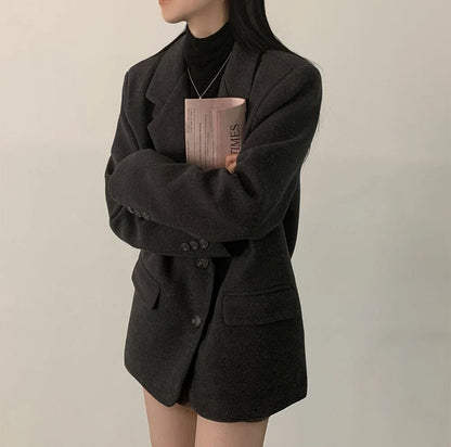 Chic Autumnal Loose Fit Casual Classic Style Long Sleeve Woolen Coat for Women Elegant Commuter Style Single Button Closure