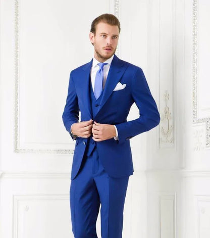 Burgundy Classic Peak Lapel Wedding Tuxedos Slim Fit Suits For Men Groomsmen Suit 3 Pieces Prom Formal Best Man Suits