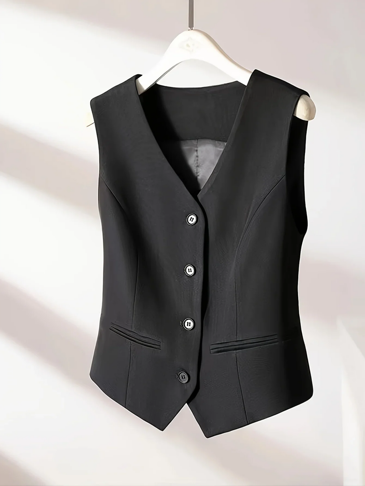Women's Sleeveless Vest V-Neck Button Front Cut Casual Style With Elegant Spring Summer and Fall Routine Suitable for the Office