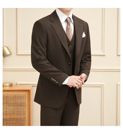 High-quality men's banquets come with a versatile and trendy business casual three-piece wedding set