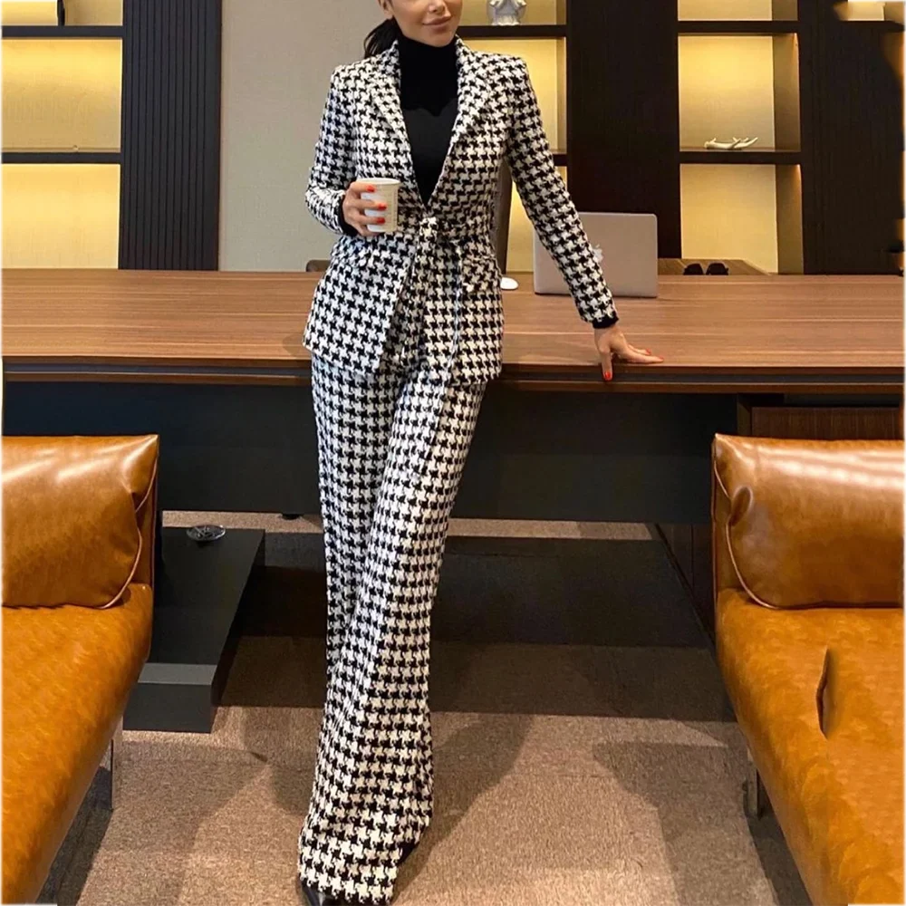 New Houndstooth Suit Two Pieces Regular Fitted Straight Peaked Lapel Fashion Jacket with Blazer Elegant Lady Sets Customized