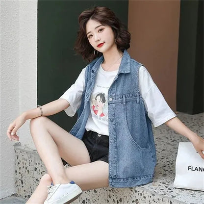 2025 Spring Summer new Fashion V-Neck Denim Vest Women Short Sleeveless Jacket Casual Single-Breasted Jean Waistcoat Female