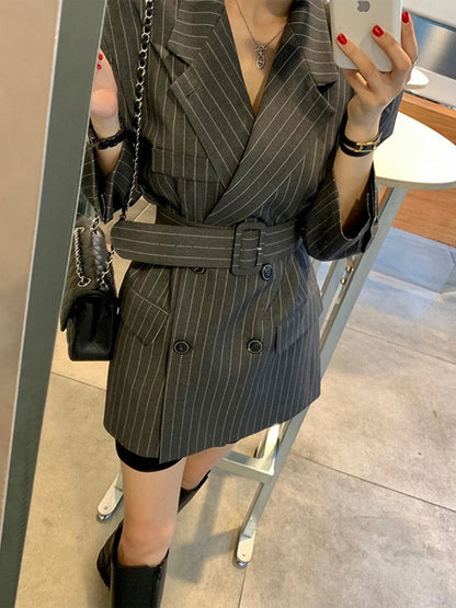 Vintage Vertical Stripes Women's Suit Jacket Loose Fit Double Breasted Autumn Outerwear Fashion Versatile Polyester Cotton Blend
