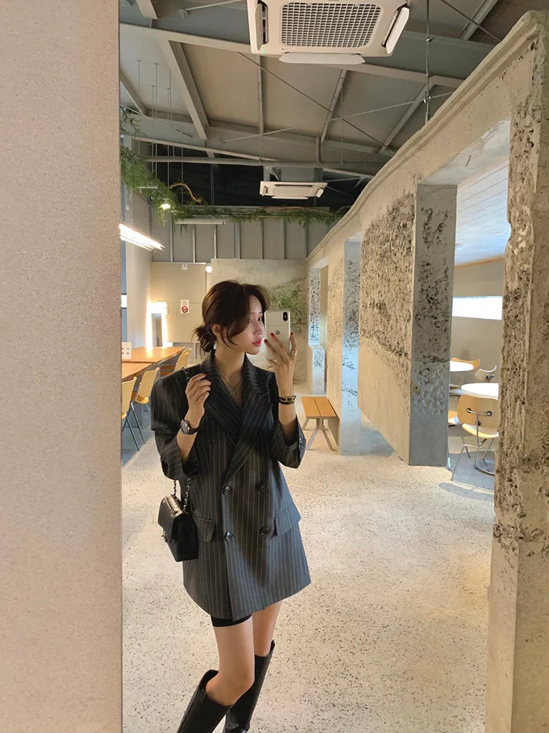 Vintage Vertical Stripes Women's Suit Jacket Loose Fit Double Breasted Autumn Outerwear Fashion Versatile Polyester Cotton Blend