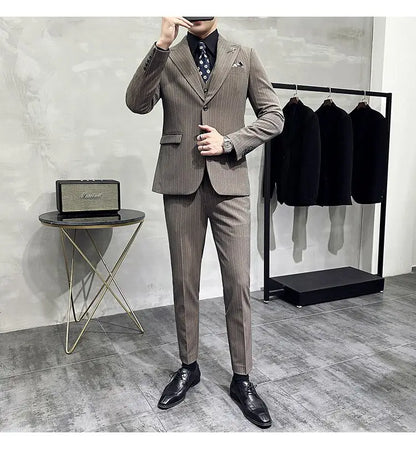 Luxury 2 Piece Suit Men's Slim Fit Tuxedo with Jewelry Decoration One Button Groom Wedding Dinner Prom Fashion