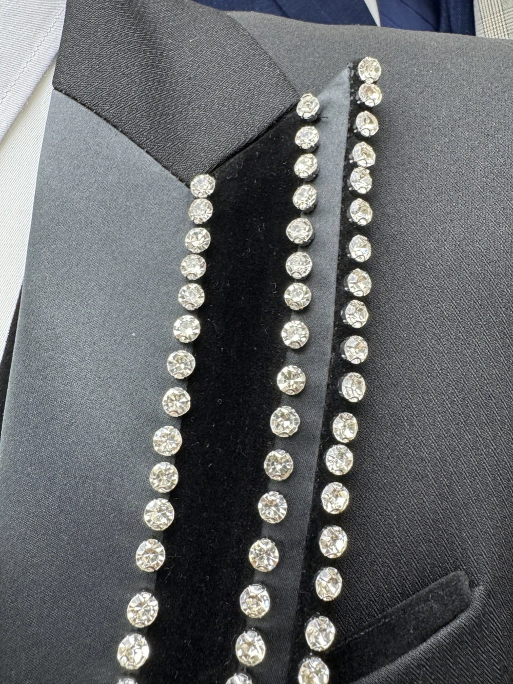 New Arrival Suit Set 3 Pieces For Man Banquet Dancing Wear Stylish Gorgeous Beaded Peak Lapel Men's Suits Wedding Groom Sets