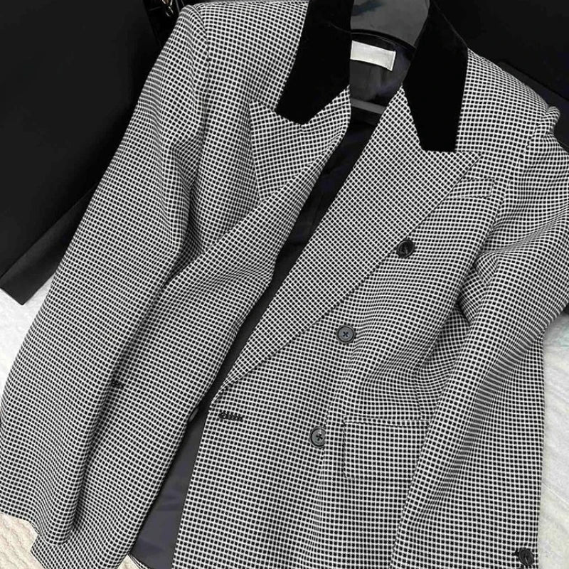 2026 Spring Autumn French Style Plaid Double Breasted Blazer Men Elegant Check Suit Jacket Fashion Outerwear