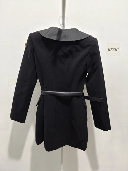 Women Elegant Fashion Blazer Belted Slim Fit V-neck Long Sleeves Office Lady Temperament High-end Jacket New Spring HK20000