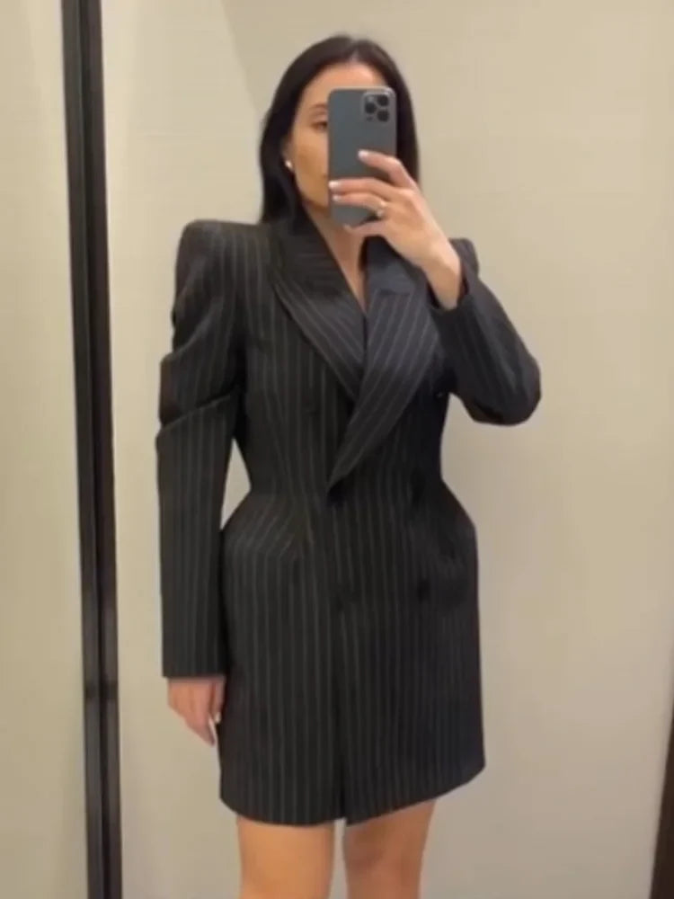 Women New Fashion Charcoal Gray Pinstripe Double-breasted Blazer Coat Female Versatile Lapel Long Sleeve Office Suit Jacket
