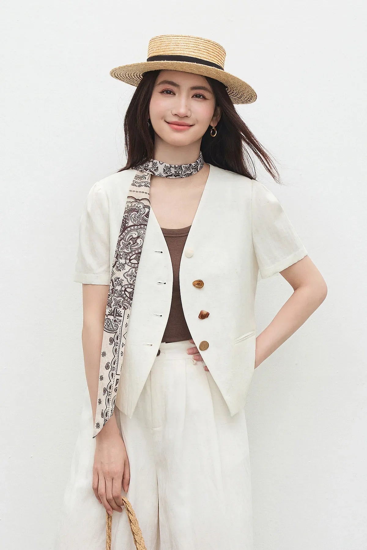 Commute V-Neck Short Sleeve Blazer Top Women 2026 Summer Fashion Color Block Wooden Button Slim Fit Jacket Q62XC7391