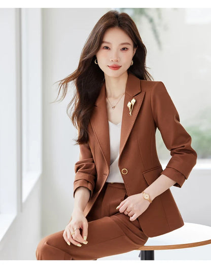 Elegant and fashionable professional women's wear, exquisite two-piece suit jacket + pants. 2025 autumn/winter new styles