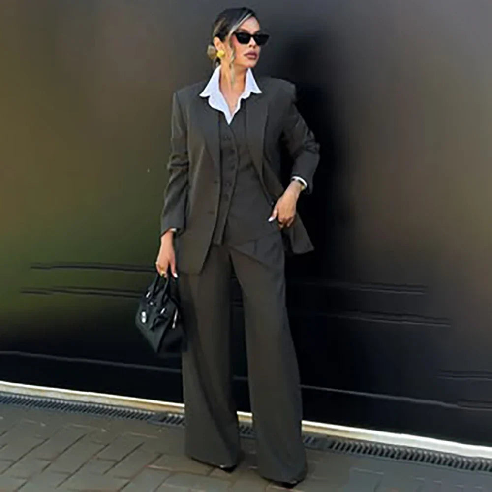 Powerful Women Dark Grey 3 Pieces Suit Single Breasted Notched Lapel Blazer+Vest+Pants Set Formal Office Business Pantsuit