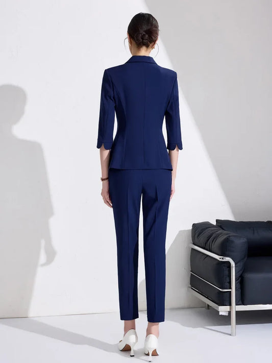 New spring/summer 2025, fashionable professional women's clothing, high-quality mid-sleeved two-piece pants + blazer.