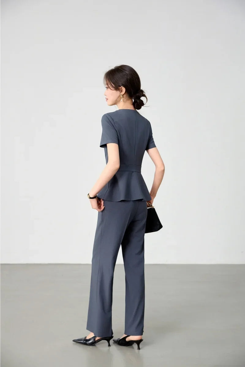 Elegant fashionable professional women's wear,  two-piece short-sleeved blazer+pants. New arrival for spring summer 2026