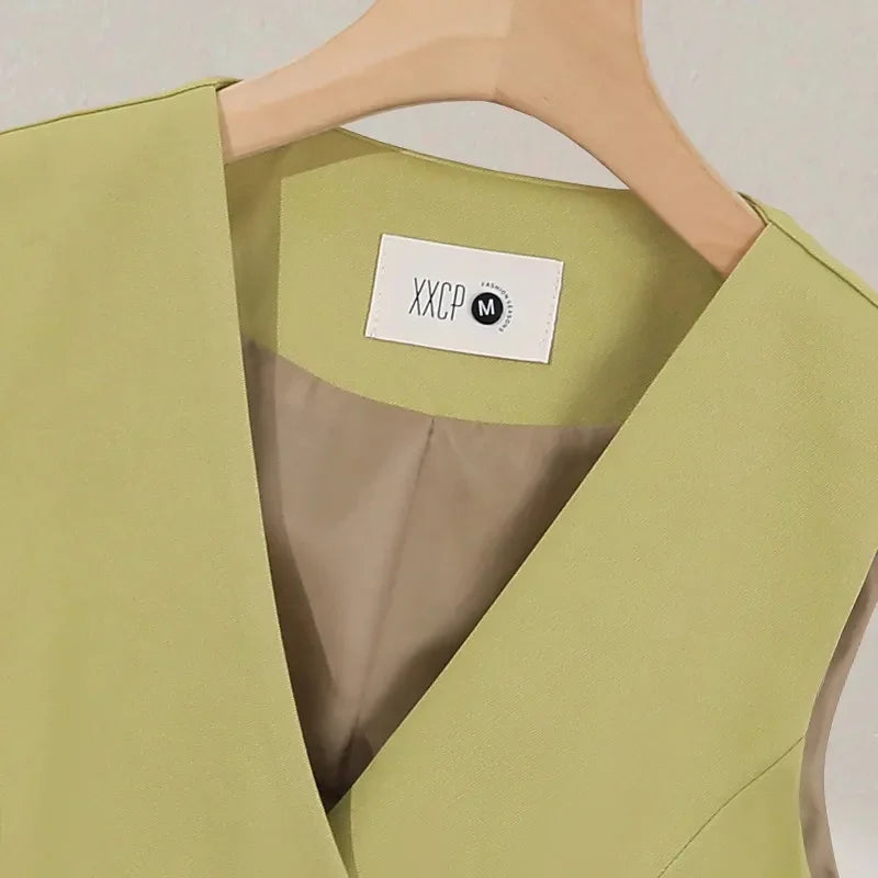 2025 Summer V-Neck Vest Women Thin Loose Waistcoat Double-breasted Sleeveless Blazer Female Slim Short Vest Femme Slim Buttons