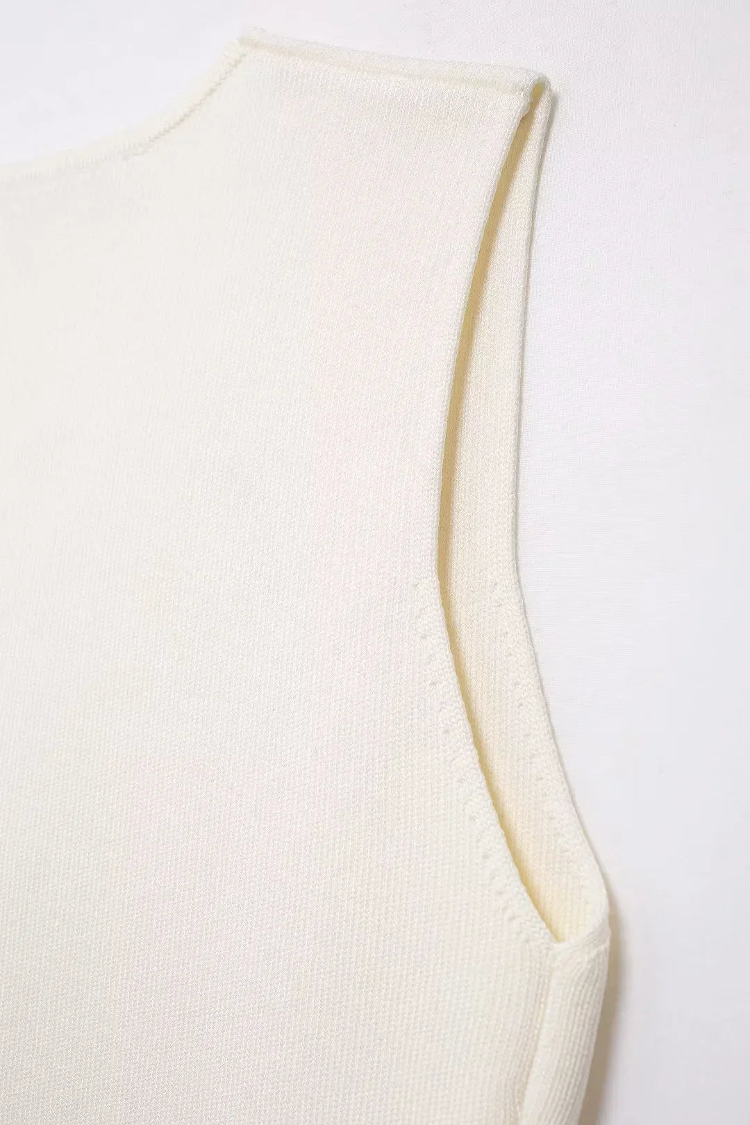 Womens Vest Sleeveless Knit Vest Women Outerwears Autumn Cropped Black Blue Vest Woman Elegant Off White Red Sweater Vests
