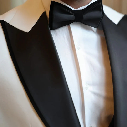 Men Suit White 2 Pieces Single Breasted Black Lapel For Wedding Groom Birthday Banquet Party Business Work Office Jacket Pants