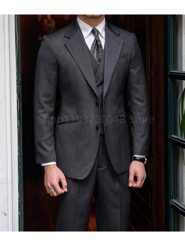 Elegant Dark Gray Men's Suits Gentleman Business British Suits Set Banquet Host Casual Wedding Business Suits(Blazer+Vest+Pants)