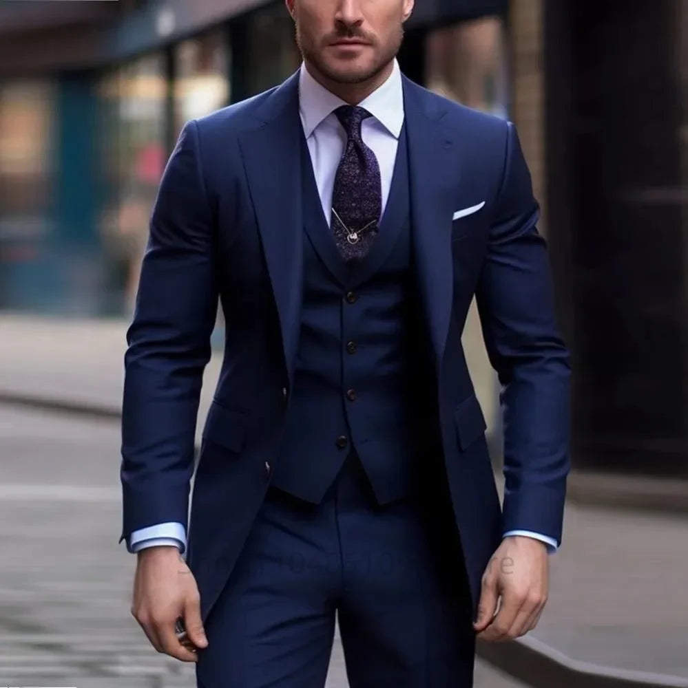Elegant Gray Men's Suit Slim Fit Fashion Wedding Tuxedo 3 Piece Two Buttons Peak Lapel Blazer Vest Pants for Party Homme Costume