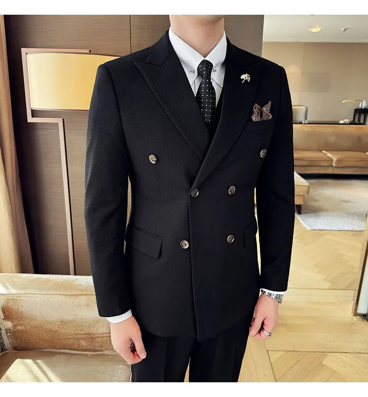 The men's three-piece wedding dress set for the autumn and winter of 2025 is a fashionable, trendy and stylish double-breasted m
