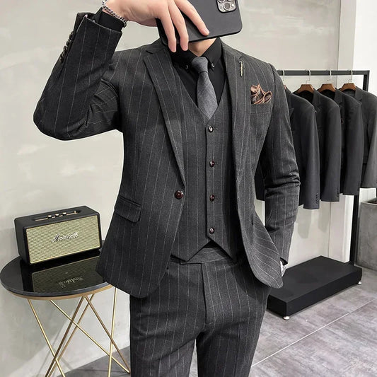 Men's Slim Fit Plaid Suit Set – Retro British Style Blazer, Vest & Pants for Weddings and Formal Occasions