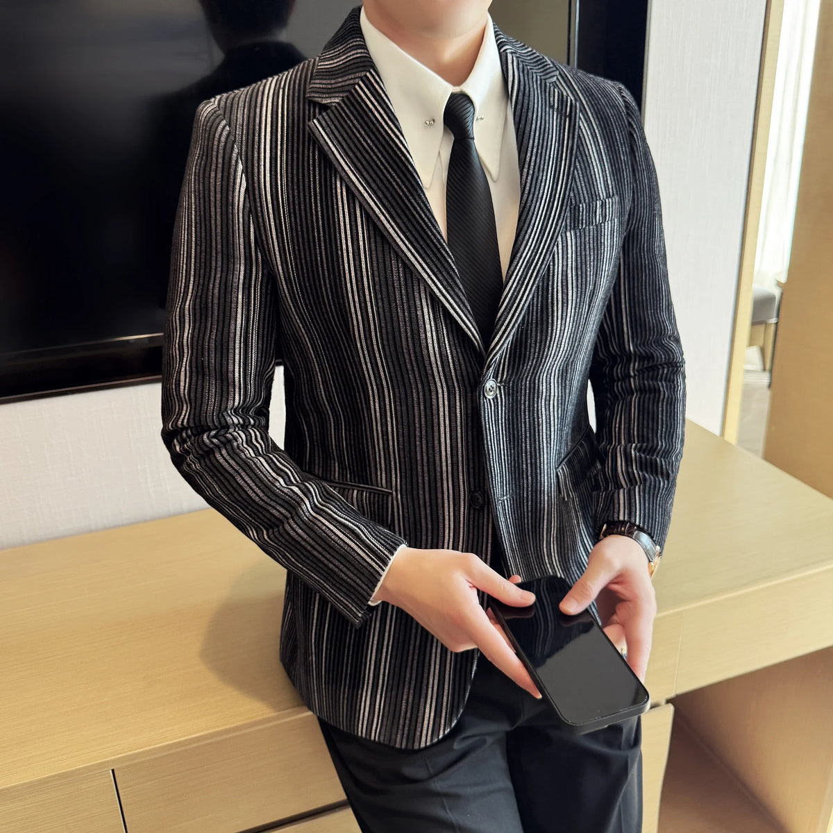High Quality Plush Striped Fashion casual Suit Jacket Autumn Winter New Men Slim Fit Business Formal Social Prom Party Tuxedos