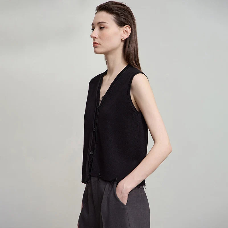 Women's Vest 2026 Autumn New Minimalist Solid Versatile Vests For Women V-neck Sleeveless Casual Short Top Female 12543005