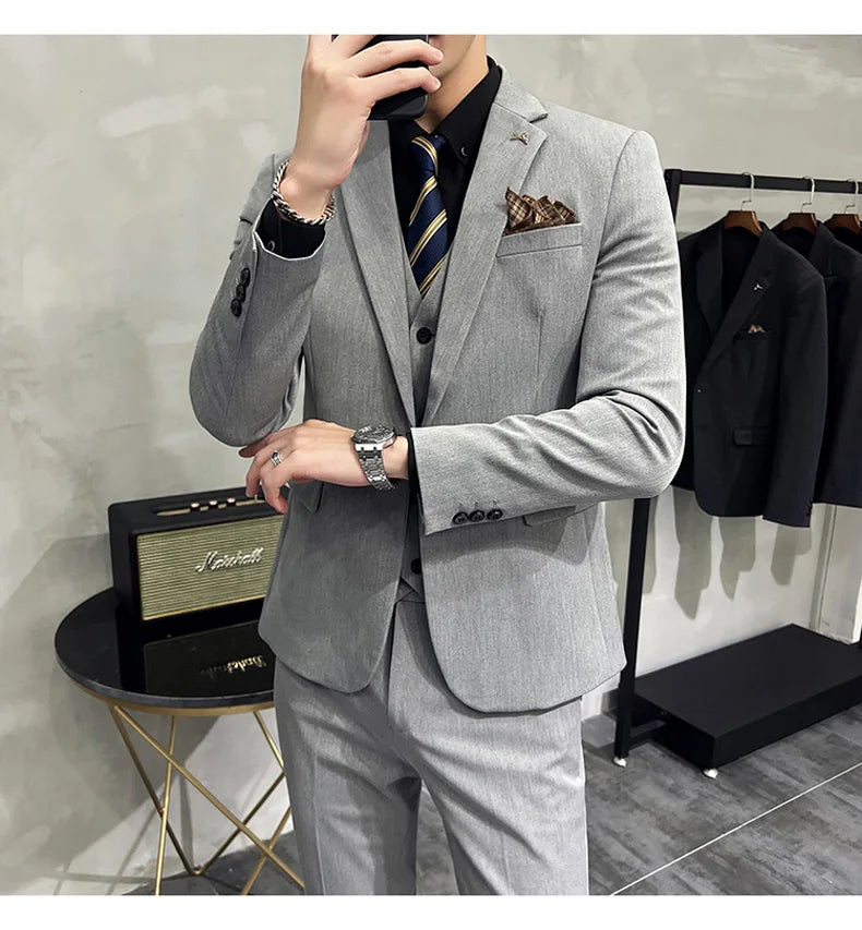 2025 Men's Wedding Suit Vest Trousers Set Fashionable Handsome Solid Color Groom's Three-Piece Outfit Available in Sizes M-7XL