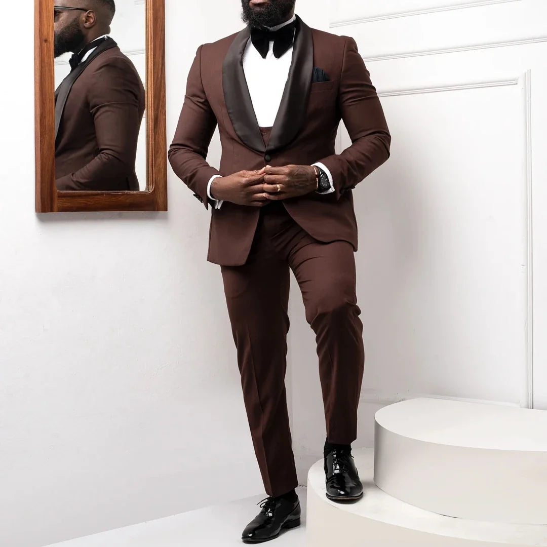 Men Suit Coffee 3 Pieces With Bright Black Lapel For Wedding Birthday Party Banquet Business Work Set Jacket Verst With Pants