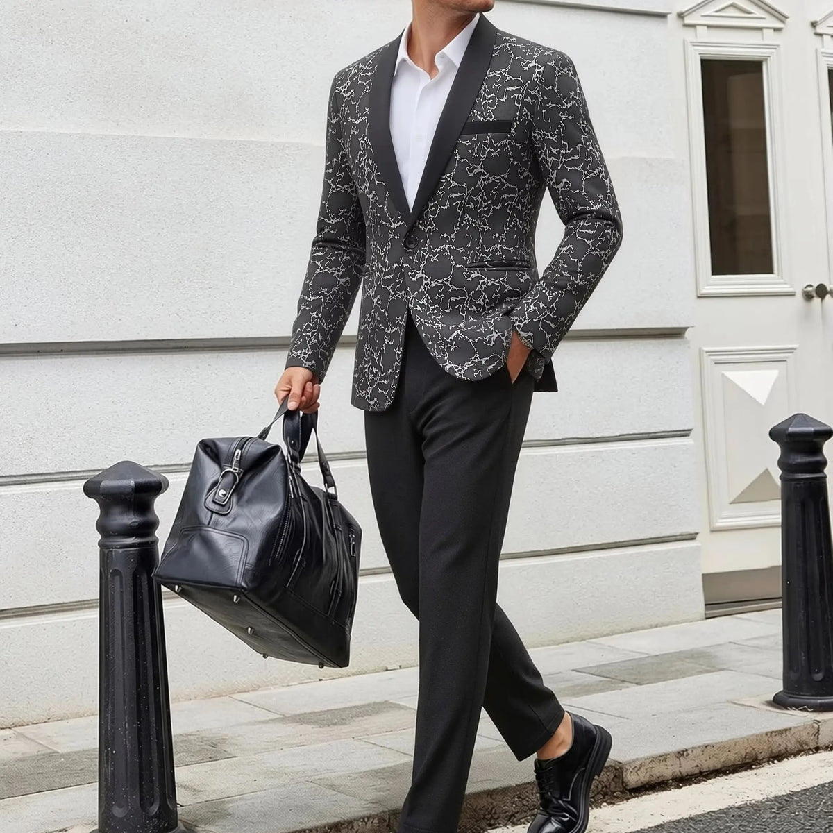 Men's Embroidered Suit Set One Button Design Fashionable And Stylish Clothing for Special Occasions