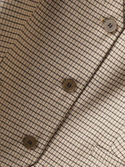 Vintage Women's Checkered Tank Top with Elegant V-neck Buttons Is Designed for Folding Daily Commute and Office Casual Wear