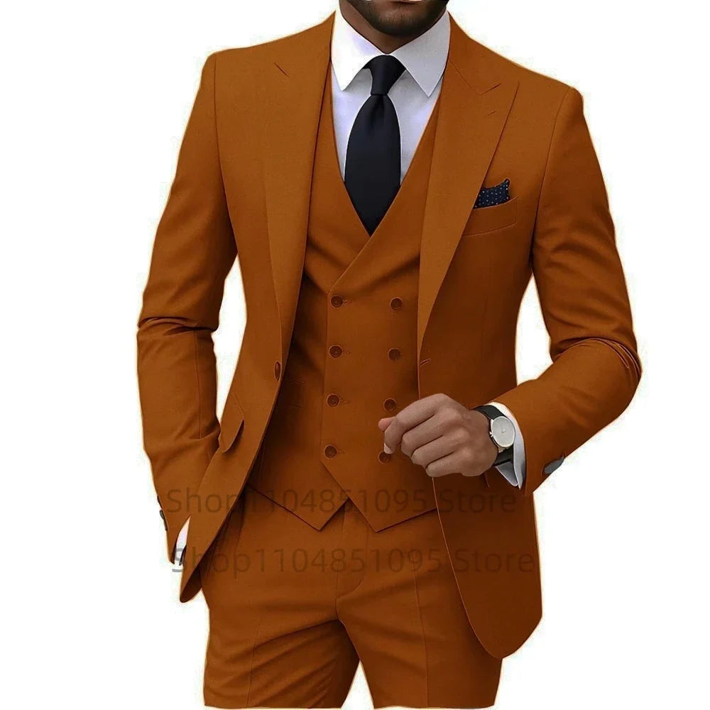 Nouveaux costumes solides pour hommes Coupe ajustée Mariage Garçon d'honneur Tuxedo Gilet Blazer Pantalon 3 pièces Tenue de mariage tendance