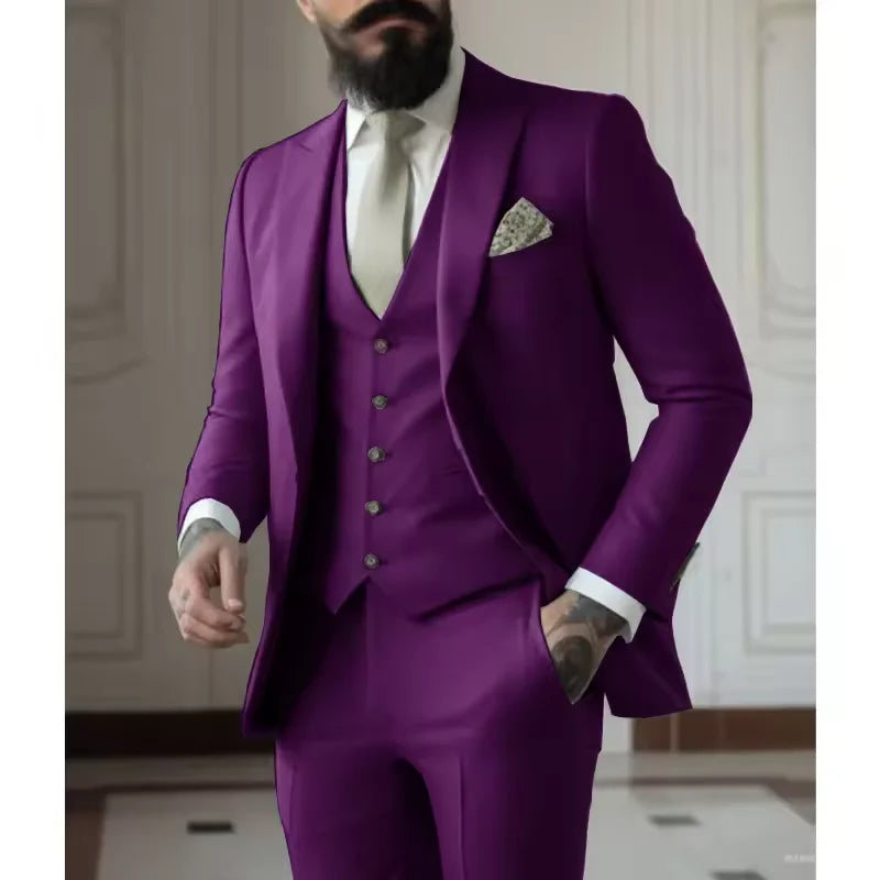 Classy Men Suits 3 Pieces Light Green Peak Lapel Jacket Vest Pants Classic Set For Wedding Groom Wedding Business Events Dress